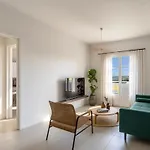 Walk To - 1br Sea View - Peppermint 2 נאוסה