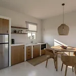 Walk To - 1br Sea View - Peppermint 2 נאוסה