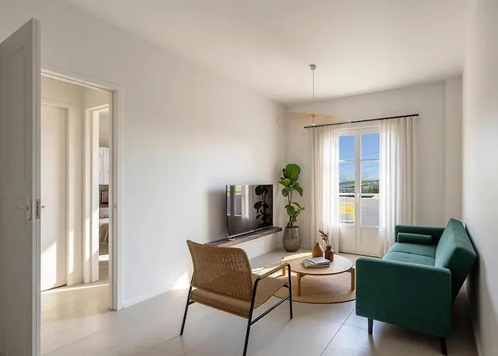 Walk To - 1br Sea View - Peppermint 2 Nausa